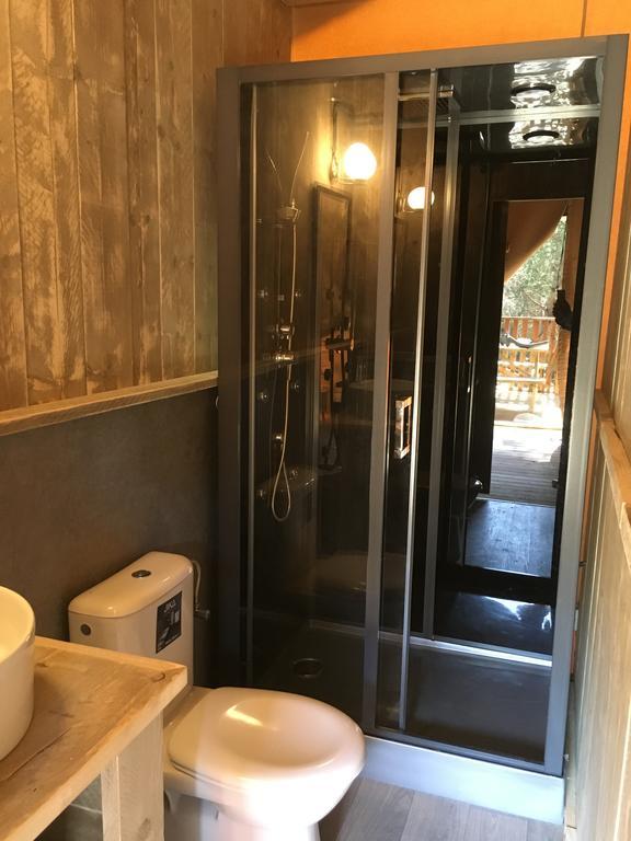Glamping Lodge Estartit ลาเอสตาร์ติต ภายนอก รูปภาพ
