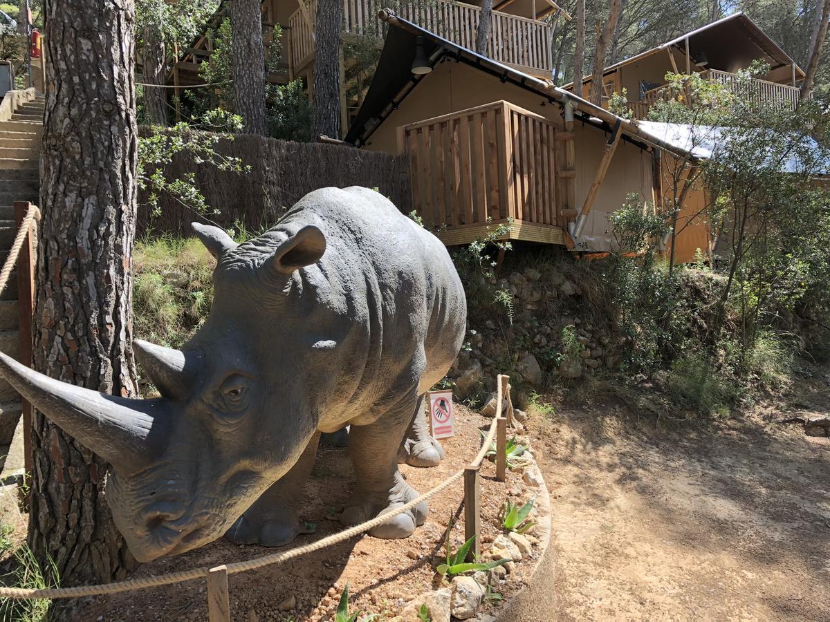 Glamping Lodge Estartit ลาเอสตาร์ติต ภายนอก รูปภาพ
